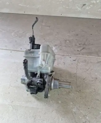 Volkswagen PASSAT B6 Master brake cylinder 3C1611301