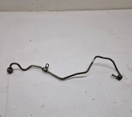 Fuel injector supply line/pipe
