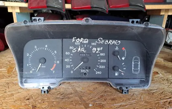 Ford Scorpio Speedometer (instrument cluster) 92GB10841AA 92GB100956BA