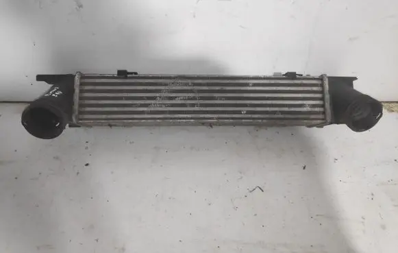 BMW 3 E90 E91 Intercooler radiator 3093796