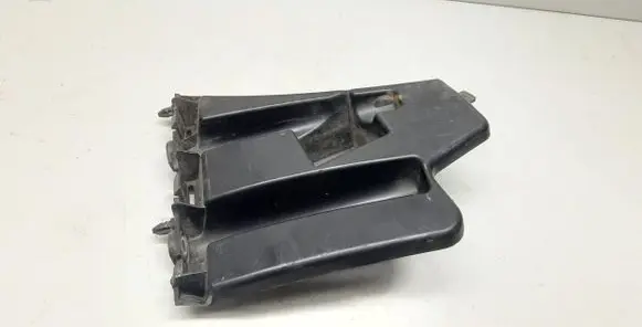 Front bumper mounting bracket