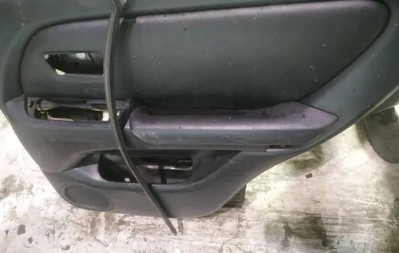 Lexus RX 300 Rear door card panel trim