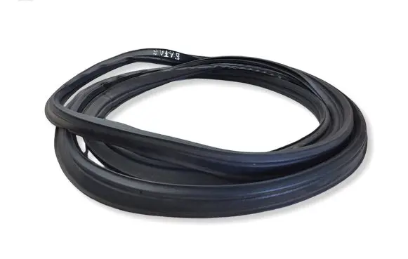 Nissan X-Trail T32 Trunk rubber seal (body) 