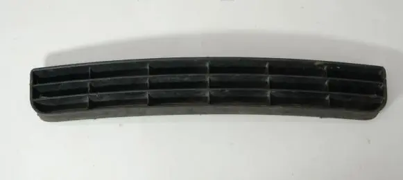 Audi A6 S6 C4 4A Front bumper lower grill 4A0807683A 4A0807683
