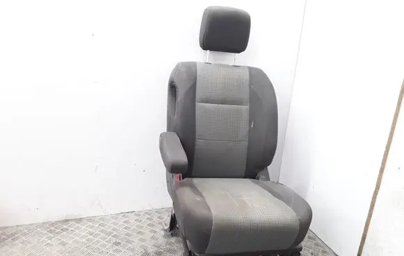 Nissan Titan Front driver seat 