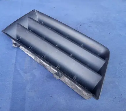 Renault Megane II Front grill 68200114156 200157
