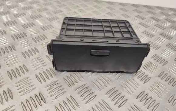Chevrolet Captiva Dashboard storage box/compartment TBX38 TBX35