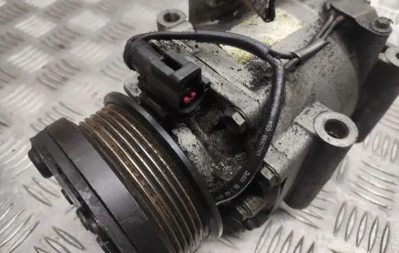 Ford Focus Air conditioning (A/C) compressor (pump) 224H19D647AB RFXS4H190647AB