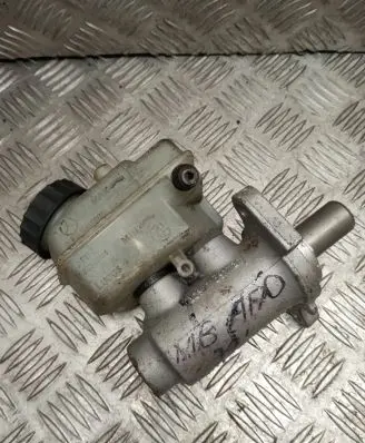Mercedes-Benz A W168 Master brake cylinder A1684300101