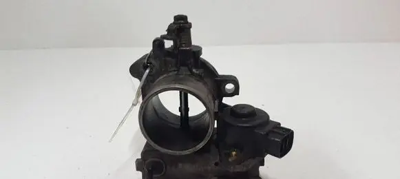 Toyota Avensis T250 Throttle valve 8967221020