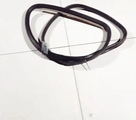 Audi A4 S4 B5 8D Rubber seal rear door 