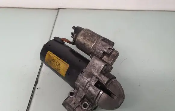 BMW 5 F10 F11 Starter motor 8506657 12418506657 12418570383