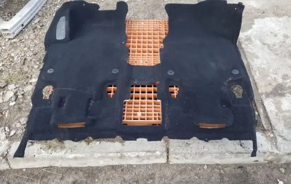 Chrysler Pacifica Front floor carpet liner OEM