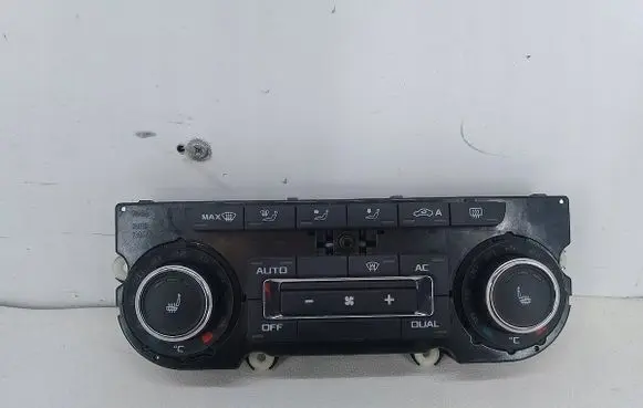 Skoda Superb B6 (3T) Climate control/heater control trim