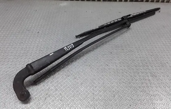 Lexus LS 400 Windshield/front glass wiper blade 