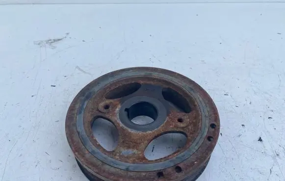 Toyota Avensis T250 Crankshaft pulley