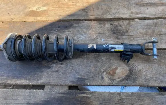 Mercedes-Benz C W205 Front shock absorber with coil spring A2053201813