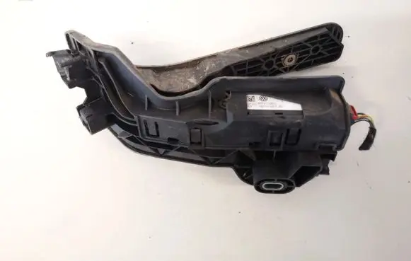 Skoda Octavia Mk2 (1Z) Accelerator throttle pedal 1k2721503t 6pv010536-00