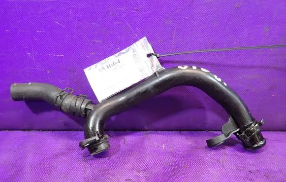 Volkswagen PASSAT CC Engine coolant pipe/hose 06J121065F