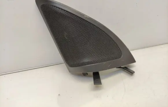 Mercedes-Benz A W176 Front door high frequency speaker A1767200111