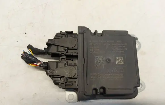 Tesla Model Y Airbag control unit/module 