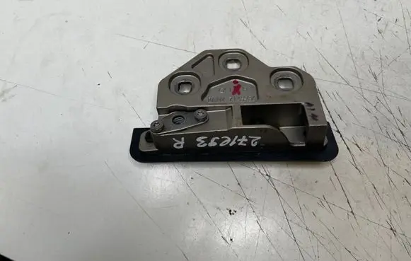 BMW 3 E92 E93 Convertible roof lock/latch 7145936