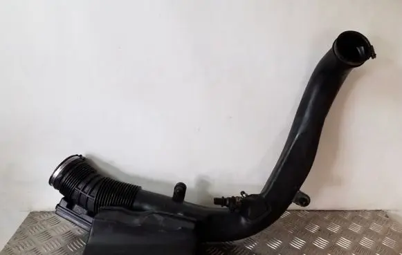 Volvo XC60 Air intake hose/pipe 31274766 70366701