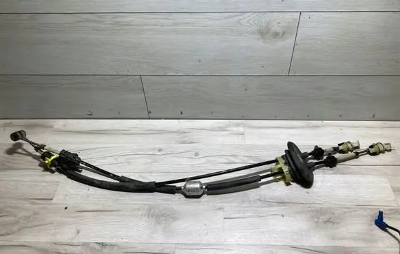 Gear shift cable linkage