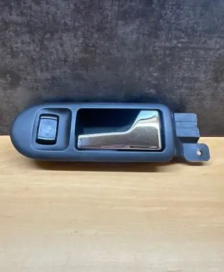 Volkswagen Golf IV Front door interior handle 3B1837114