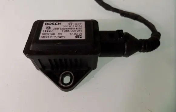Volkswagen PASSAT B5.5 ESP acceleration yaw rate sensor 1275100384 BE0907637A 0265005245
