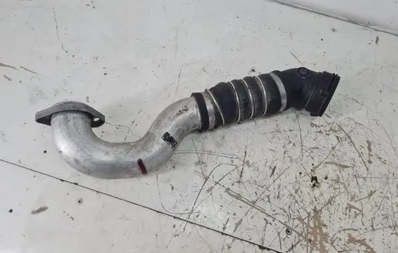 BMW 7 E65 E66 Intercooler hose/pipe 7789875CT