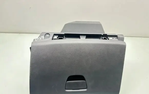 Peugeot 208 Glove box 9673811277 44477N