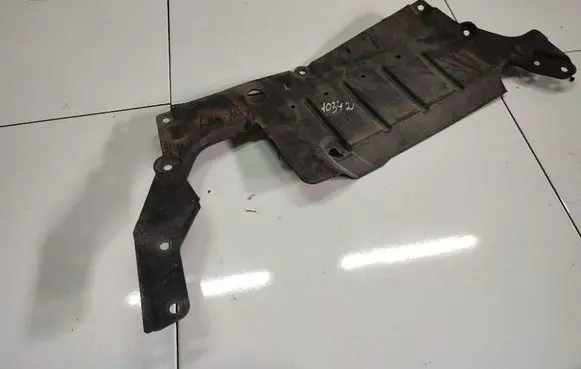 Engine splash shield/under tray