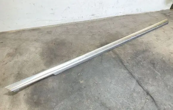 Mercedes-Benz CLA C118 X118 Front door glass trim molding A1187200800
