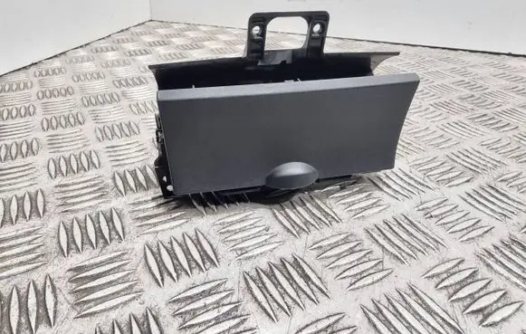 Car ashtray