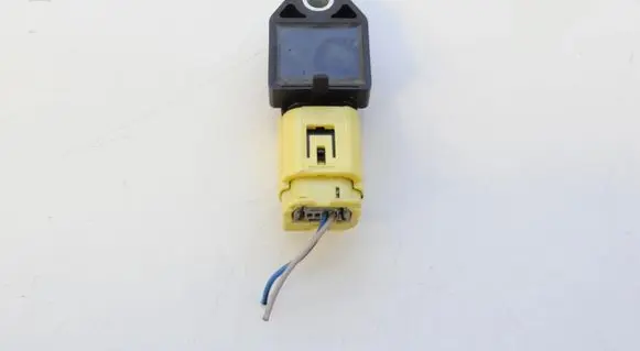 Toyota Avensis T250 Airbag deployment crash/impact sensor 8983405010