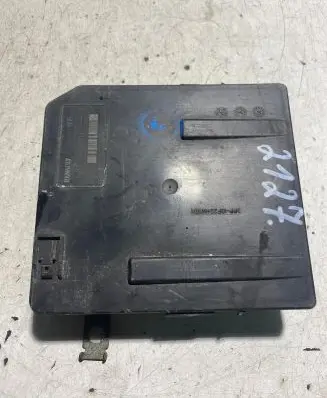 Renault Megane II Fuse box set 8200481866