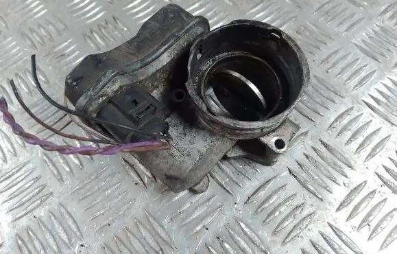 Volkswagen PASSAT B6 Throttle valve