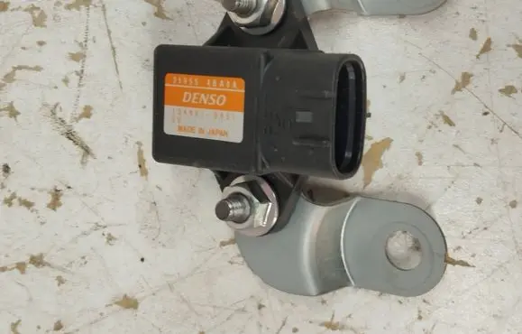 Nissan X-Trail T32 Airbag deployment crash/impact sensor 319554BA0A 02T22