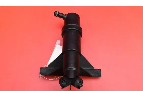 BMW 5 E60 E61 Windshield washer spray nozzle 