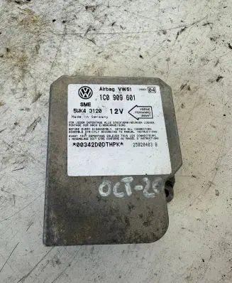 Volkswagen Golf IV Airbag control unit/module 1C0909601 25020403B 5WK43120