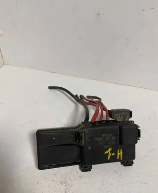 Volkswagen Golf IV Fuse module 1J0937550M