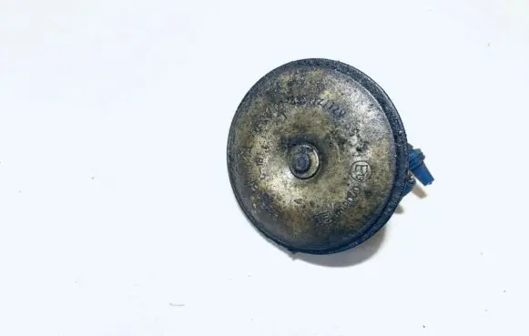 Volkswagen Polo III 6N 6N2 6NF Horn signal e13000509 typ01101