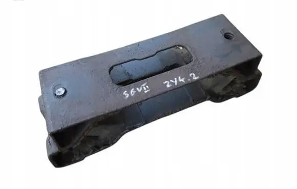 Suzuki Grand Vitara II Gearbox mounting bracket 