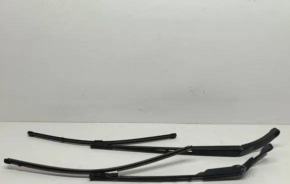 Audi A6 S6 C6 4F Front wiper blade arm 4F1955408A
