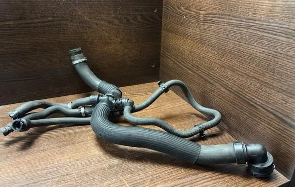 Toyota Proace Engine coolant pipe/hose 