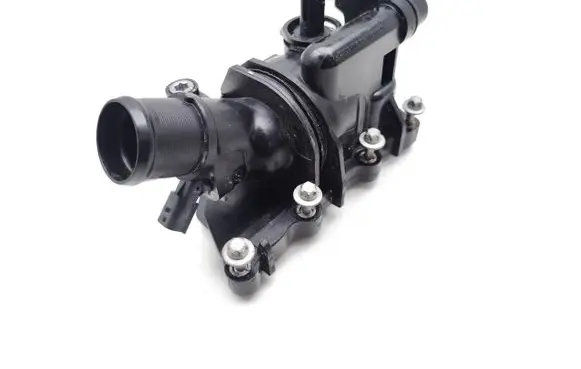 Mercedes-Benz A W177 Thermostat housing A2822030175