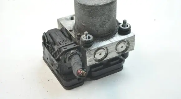 Mercedes-Benz Vito Viano W447 ABS Pump A4479004002