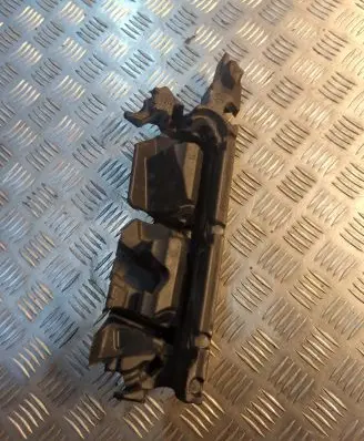 Mercedes-Benz C W204 Other engine bay part A6420162024