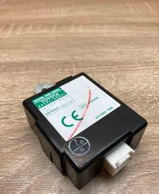 Lexus RX 300 Door control unit/module 8974148031 2513000070